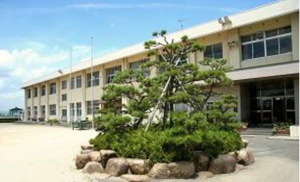 岡山市南区藤田の中古一戸建て(岡山市立第三藤田小学校)