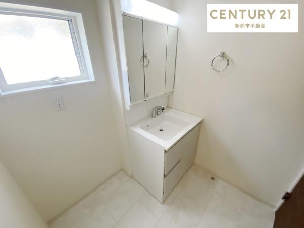 リーブルガーデン北区西辛川第5 2号棟(洗面台・洗面所)