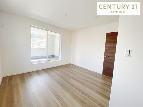 リーブルガーデン北区西辛川第5 2号棟(洋室)