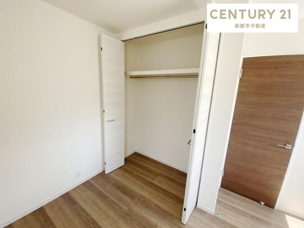 リーブルガーデン北区西辛川第5 2号棟(収納)