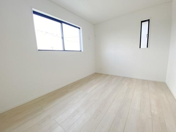 クレイドルガーデン岡山市北区小山第４　２号棟