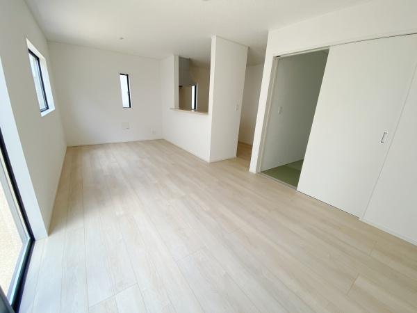 クレイドルガーデン岡山市北区小山第４　２号棟