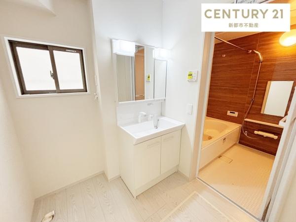 テラシエ倉敷市安江１期　２号棟