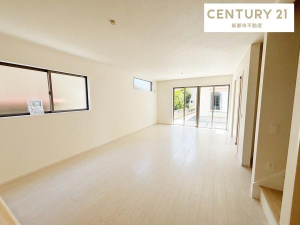 テラシエ倉敷市安江１期　２号棟