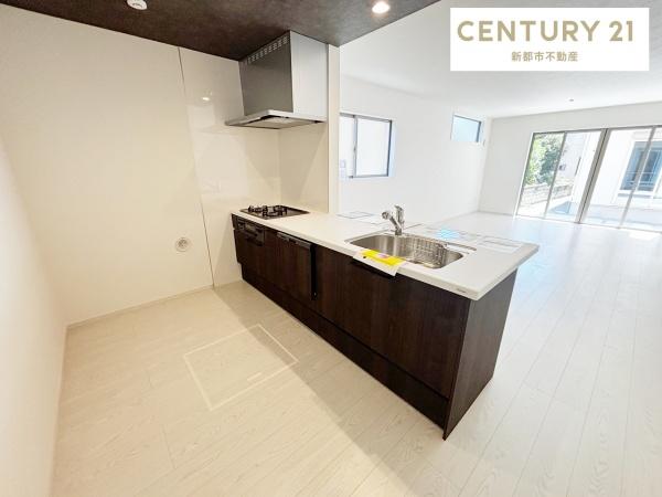 テラシエ倉敷市安江１期　２号棟