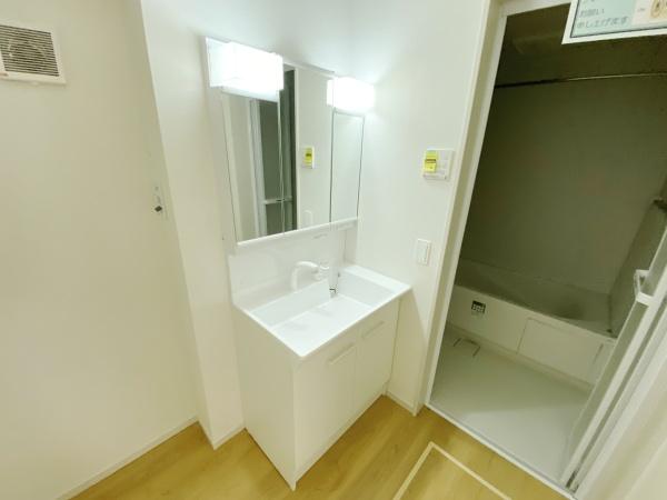 テラシエ岡山市北区辛川市場２期　２号棟