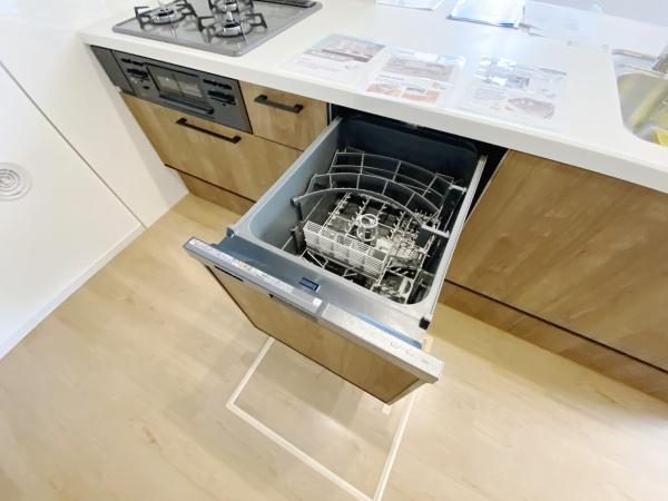 テラシエ岡山市北区辛川市場２期　２号棟