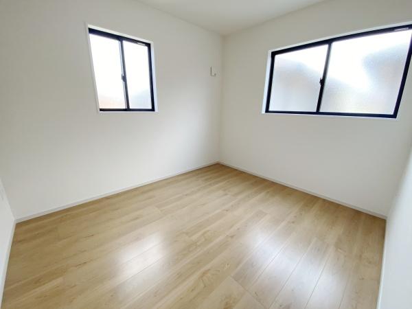 テラシエ岡山市北区辛川市場２期　２号棟