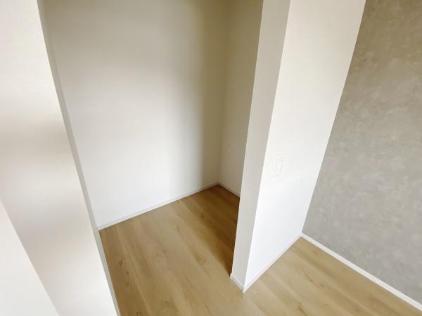 テラシエ岡山市北区辛川市場２期　２号棟