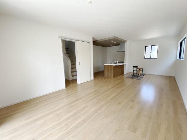 テラシエ岡山市北区辛川市場２期　２号棟