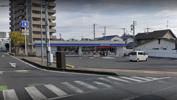 テラシエ岡山市南区福富西2期 1号棟(ローソン岡山福富店)