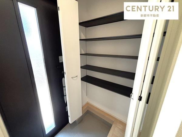 クレイドルガーデン倉敷市林第19 3号棟(玄関)