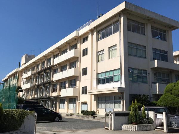 ブルーミングガーデン東区広谷2期 1号棟(岡山市立西大寺中学校)