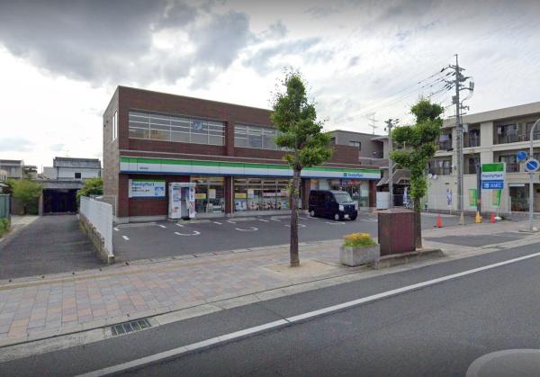 両備グレースマンション伊島(ファミリーマート岡大前店)