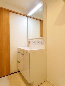 コープ野村西古松