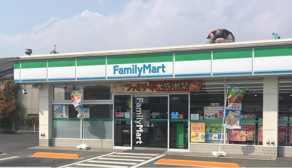 クレイドルガーデン岡山市南区藤田第７　２号棟(ファミリーマート岡山藤田南店)