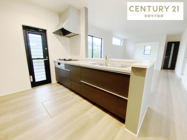 リーブルガーデン総社岡谷　１号棟