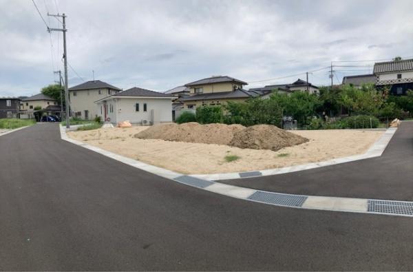 リーブルガーデン総社岡谷　１号棟
