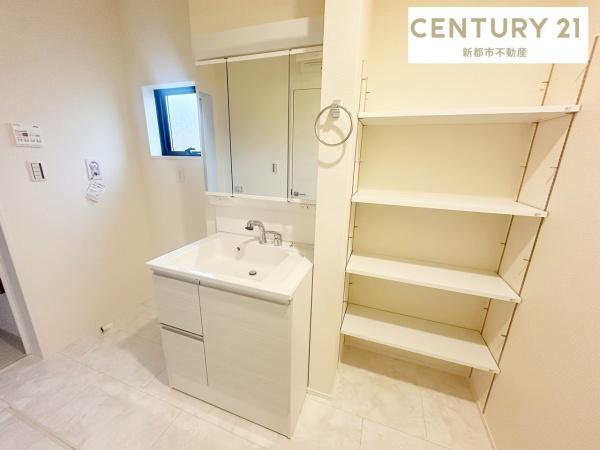 リーブルガーデン総社岡谷　２号棟