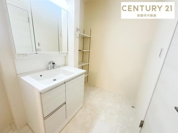 リーブルガーデン総社岡谷　２号棟