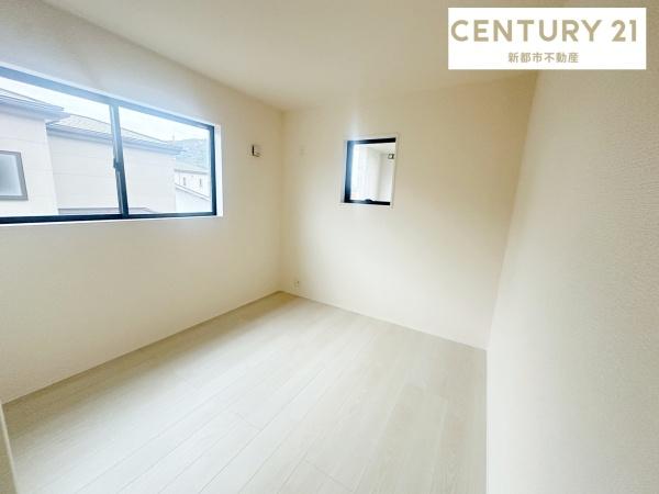 リーブルガーデン総社岡谷　２号棟