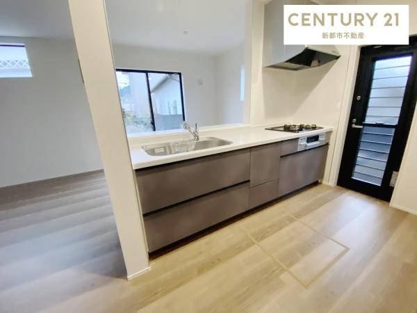 リーブルガーデン総社岡谷　３号棟