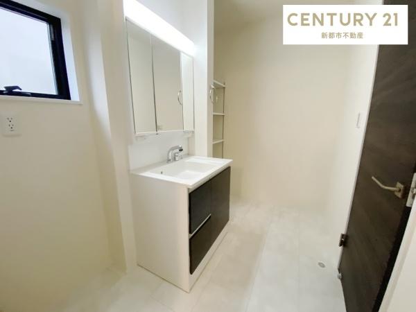 リーブルガーデン総社岡谷　３号棟