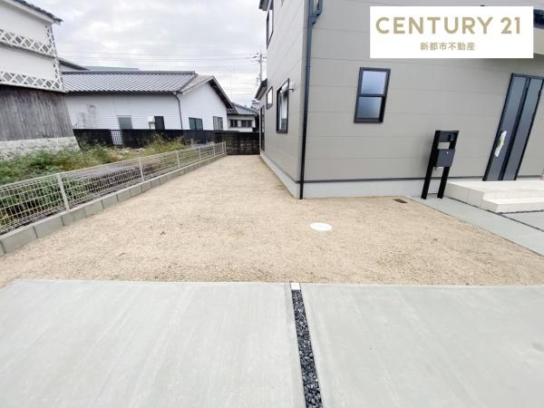 リーブルガーデン総社岡谷　３号棟