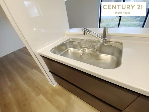 リーブルガーデン総社岡谷　３号棟