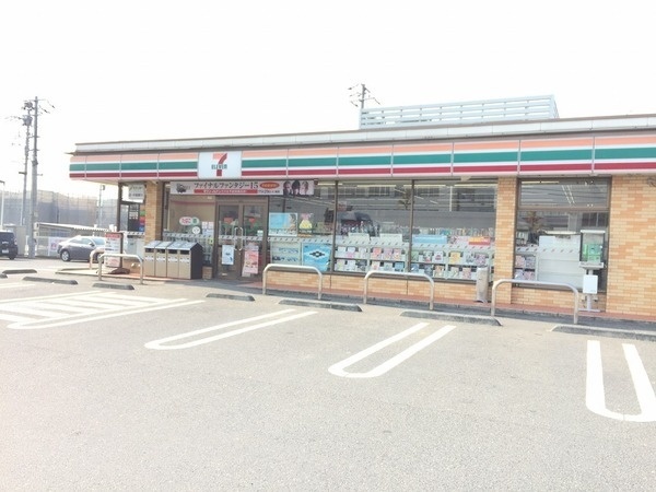 リーブルガーデン中区桑野第３(セブンイレブン岡山藤崎店)