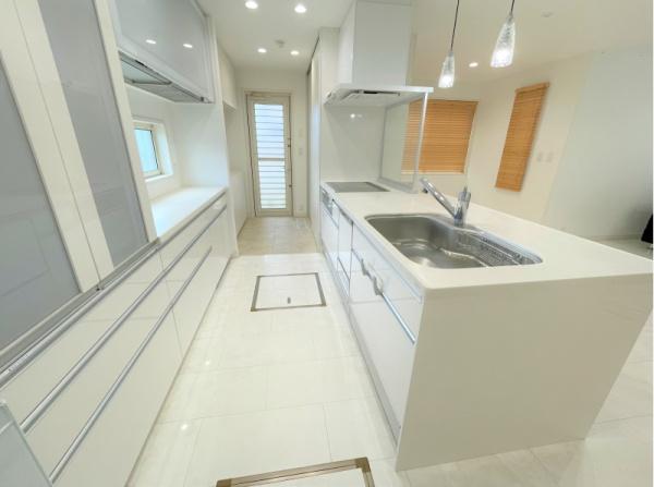 岡山市南区当新田の中古一戸建て(キッチン)