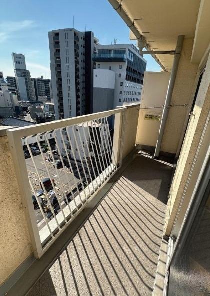 鶴形マンション