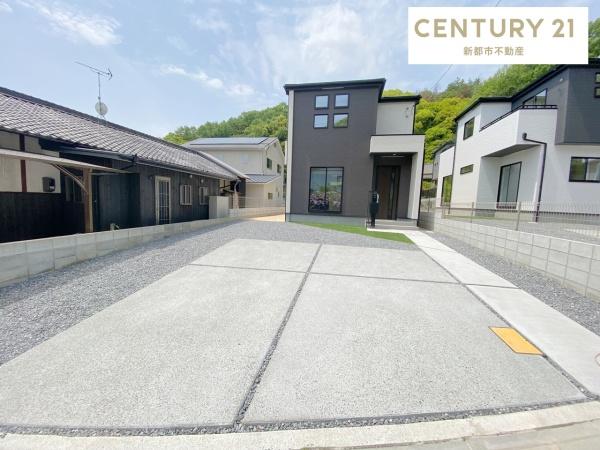 グラファーレ北区大安寺中町　２号棟