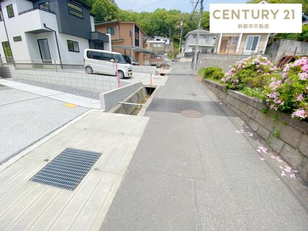グラファーレ北区大安寺中町　２号棟