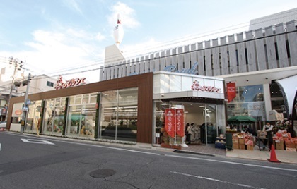 サーパス東島田(森のマルシェ桑田町店)