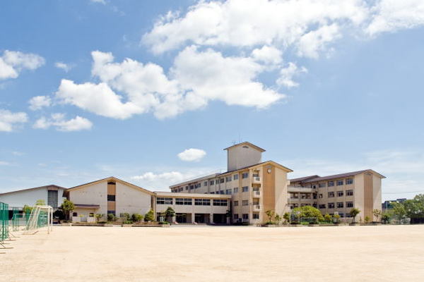 グラファーレ中区海吉７期(岡山市立富山中学校)