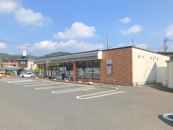クレイドルガーデン岡山市北区西辛川第７(セブンイレブン岡山西辛川店)