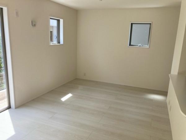リーブルガーデン南区並木町第２　２号棟