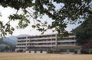 玉野市梶岡の土地(玉野市立東児中学校)