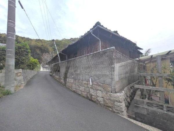 玉野市梶岡の土地
