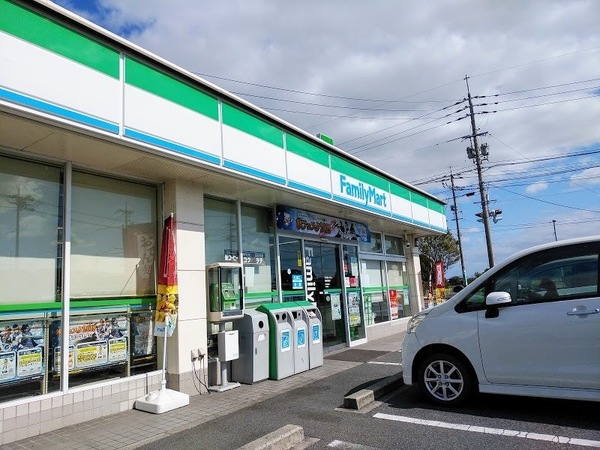 ブルーミングガーデン南区福島２丁目　５号棟(ファミリーマート岡山福島店)