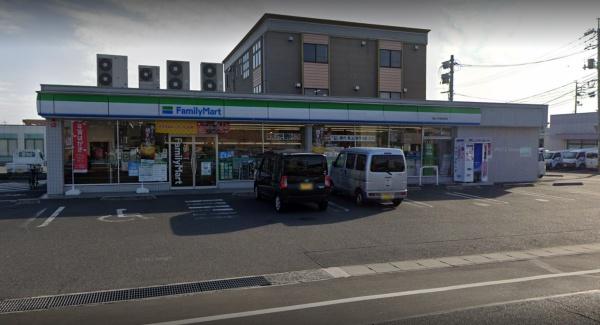 ブルーミングガーデン北区上中野２丁目　２号棟(ファミリーマート岡山下中野本町店)