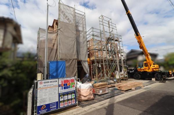 ブルーミングガーデン北区上中野２丁目　３号棟