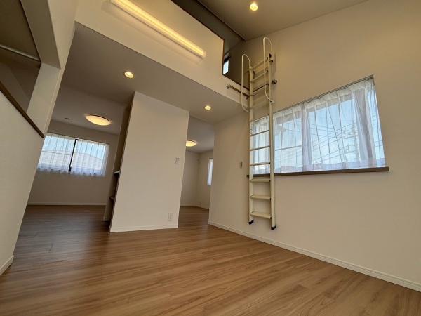越谷市東越谷５丁目の中古一戸建て