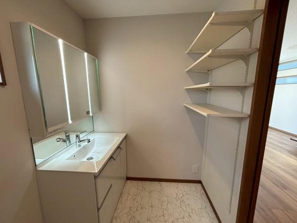 草加市小山１丁目の中古一戸建て