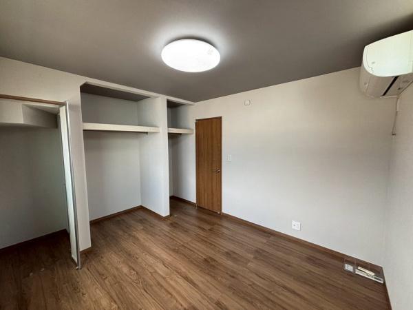 草加市小山１丁目の中古一戸建て