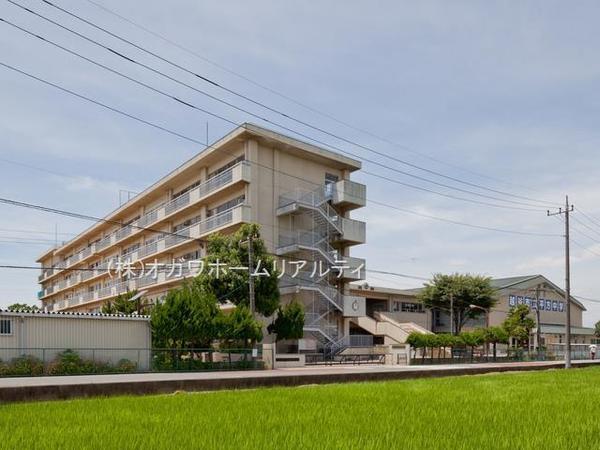 越谷市大字平方の中古一戸建て(越谷市立平方中学校)