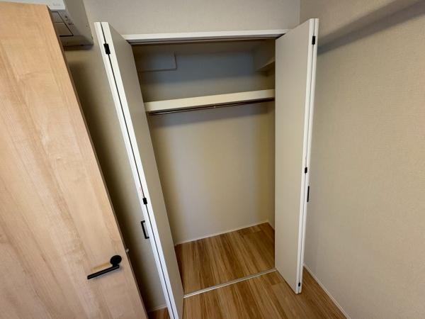 日商岩井草加マンション