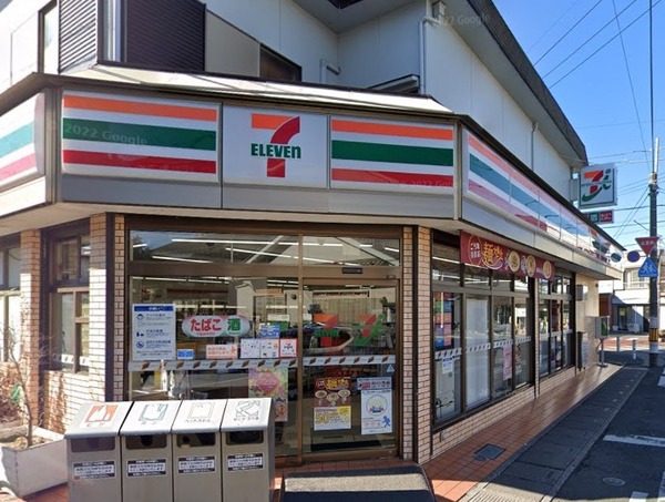 越谷ファミリータウンD棟(セブンイレブン南越谷店)