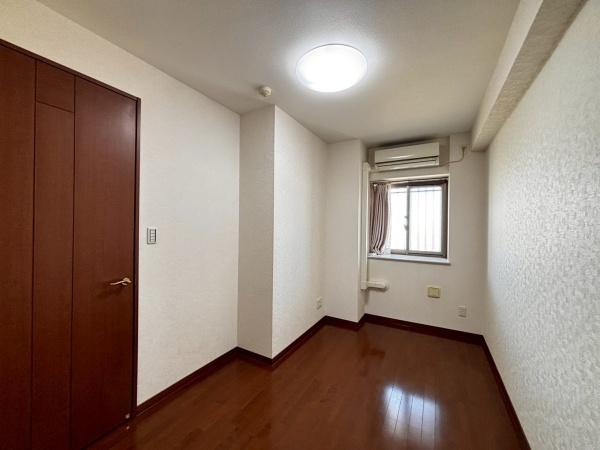 ●ベルドゥムール草加弁天６階●